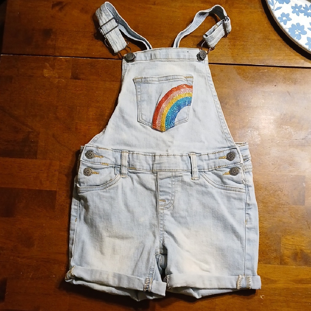 Light Wash Denim Shortalls with Rainbow Design and Adjustable Straps